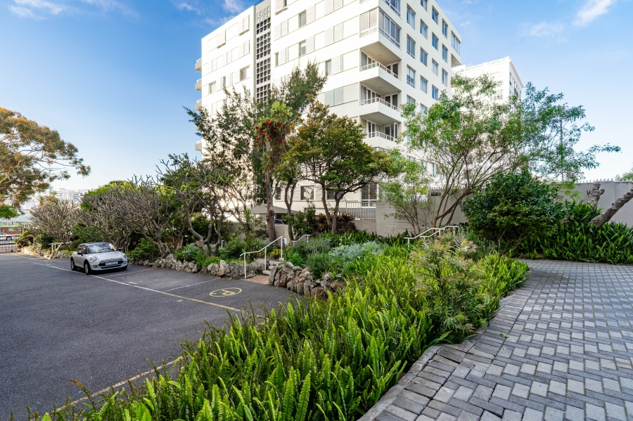 1 Bedroom Property for Sale in Three Anchor Bay Western Cape
